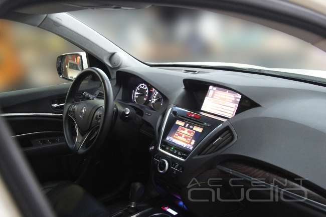 Аудиосистема премиум класса в новой Acura MDX
