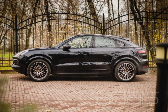 Модернизация аудиосистемы Porsche без изменений в интерьере
