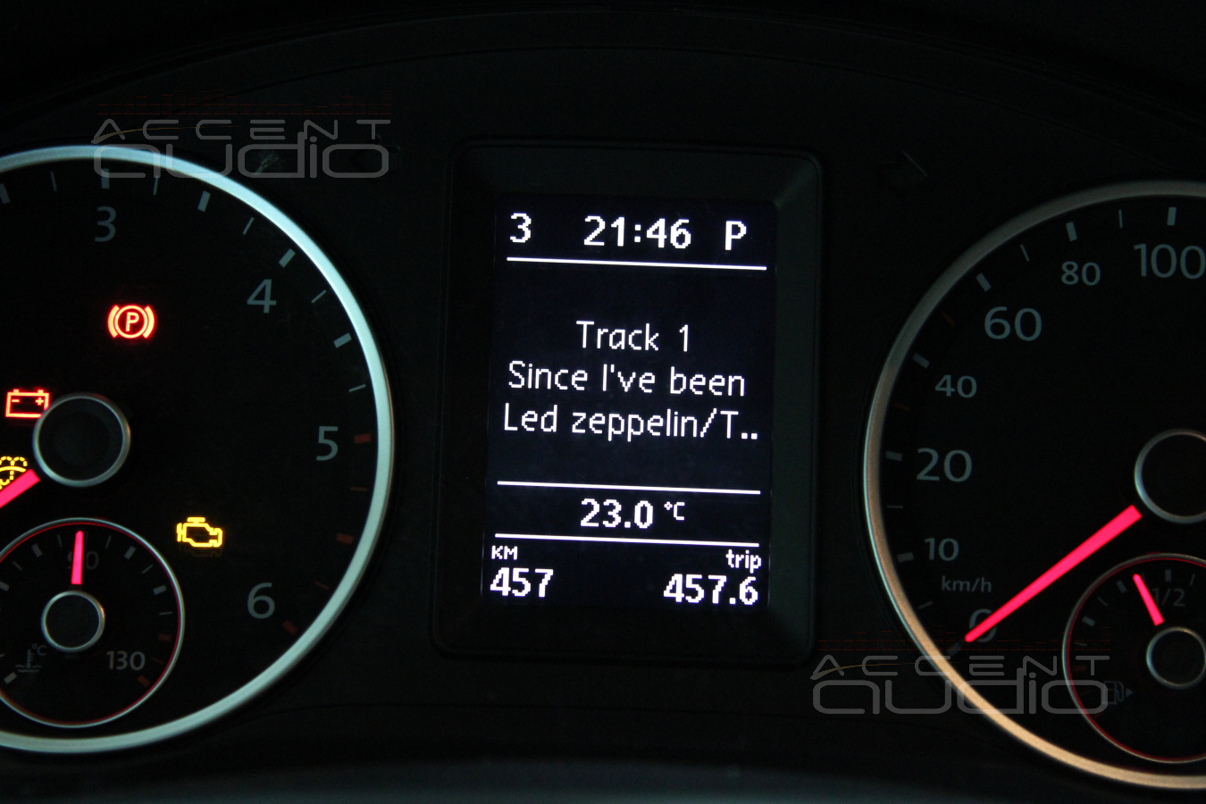 Отображение работы штатной системы парковки и климат-контроля на НЕштатной магнитоле в Volkswagen Tiguan 2013