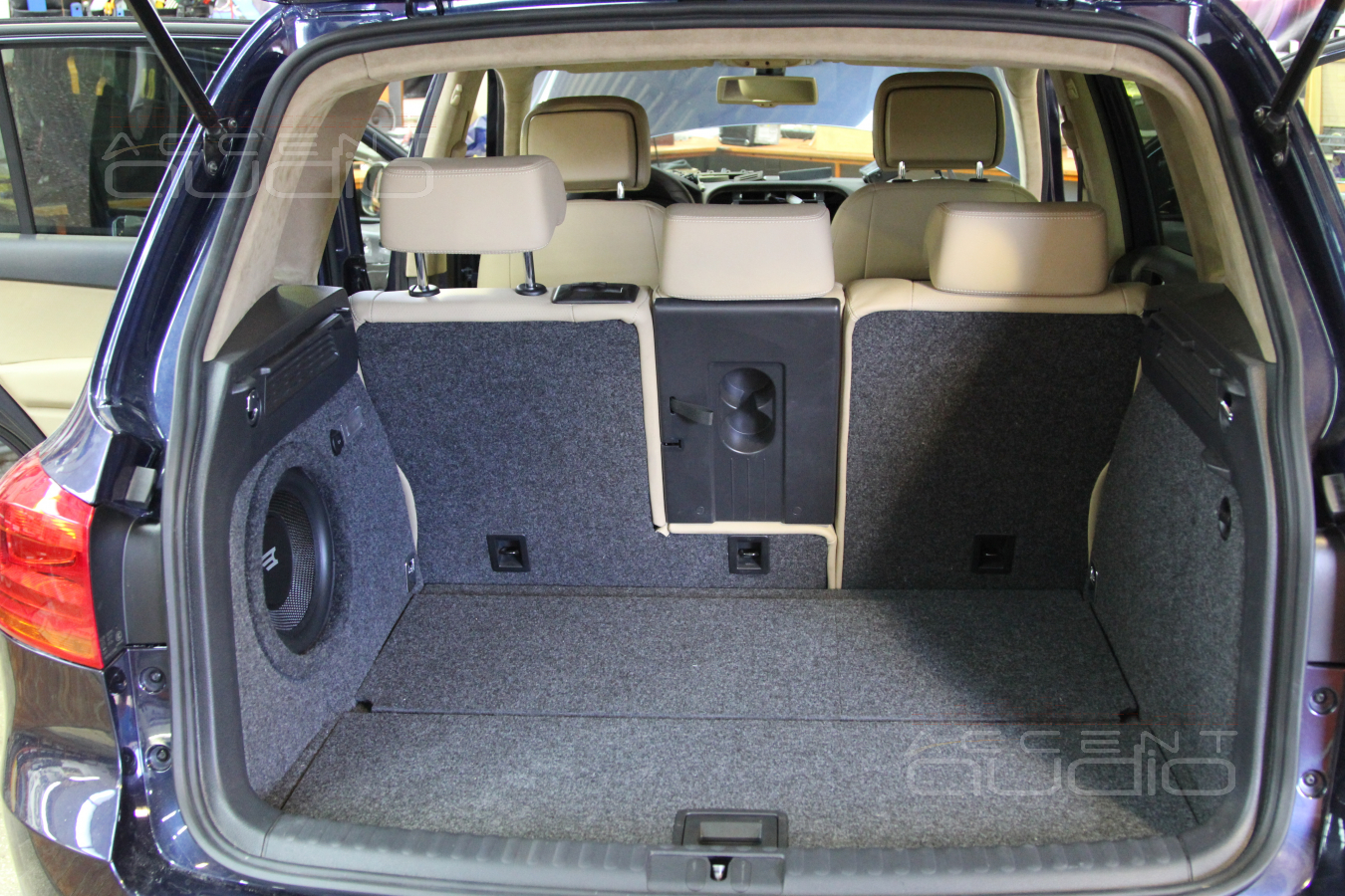 Alpine ICS-X7 в Volkswagen Tiguan 2013