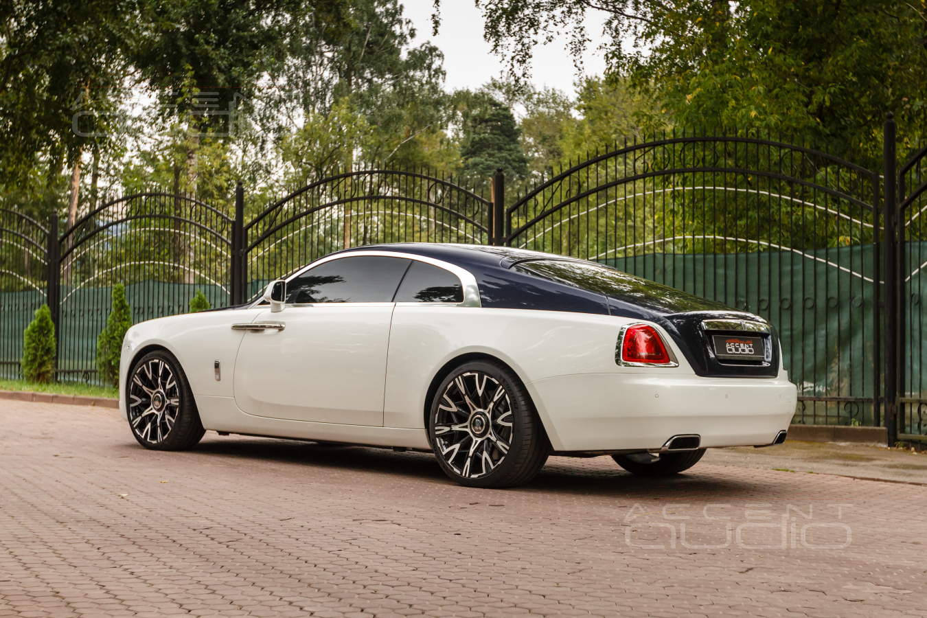 Роскошная новая аудиосистема для Rolls Royce Wraith 