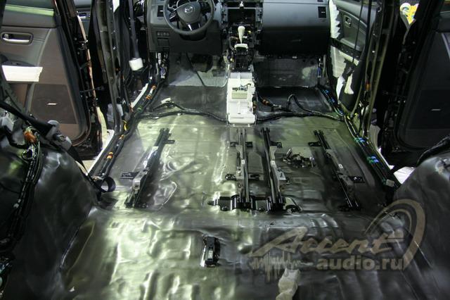 Mazda CX9: бескомпромиссные решения 2010 года.