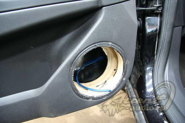 Скромное обаяние Opel Astra: Alpine 9855 PolkAudio MM6 Eton EC 500.4