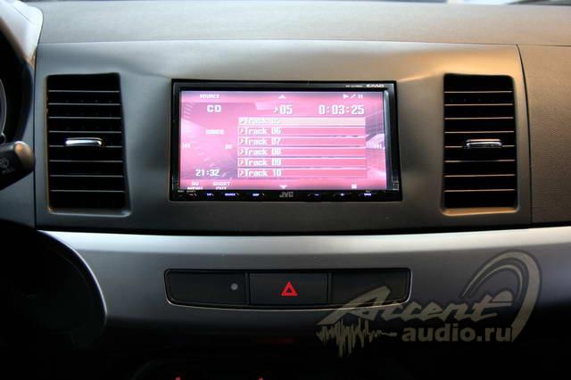 Установка AV центра в Mitsubishi Lancer X