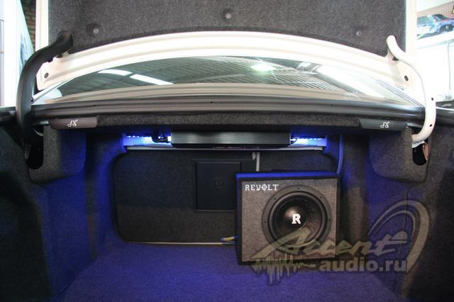 Saab 9.3: Проверяйте наличие музыки не отходя от кассы
