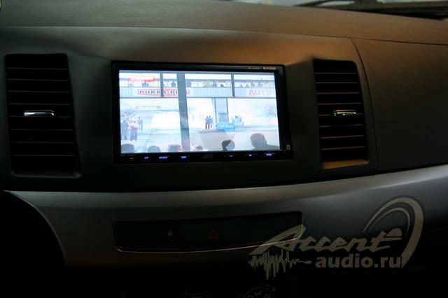 Установка AV центра в Mitsubishi Lancer X