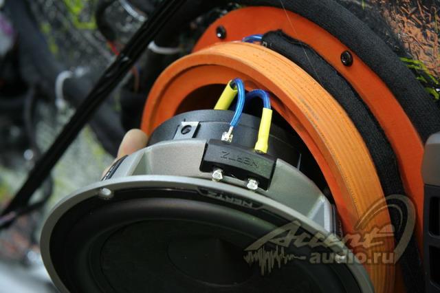 Установка 3-х компонентной акустики ETON в Volkswagen Golf V