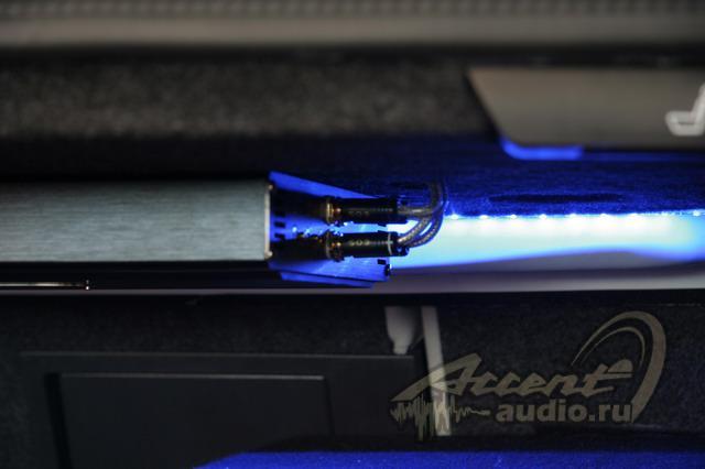 Saab 9.3: Проверяйте наличие музыки не отходя от кассы