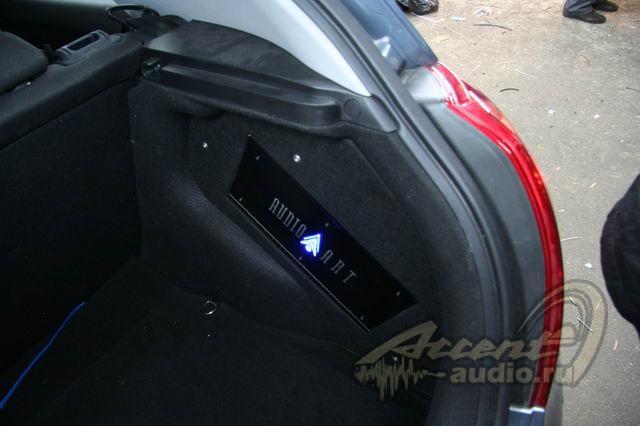 Аудиоинсталляция в Kia Ceed. Мультимедиа на JVC KW-AVX 900.