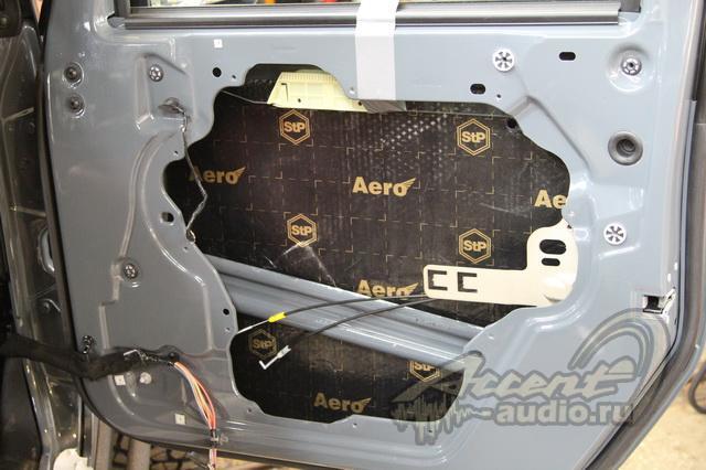 Коротко: новые технологии в виброизоляции дверей Jeep Wrangler Rubicon