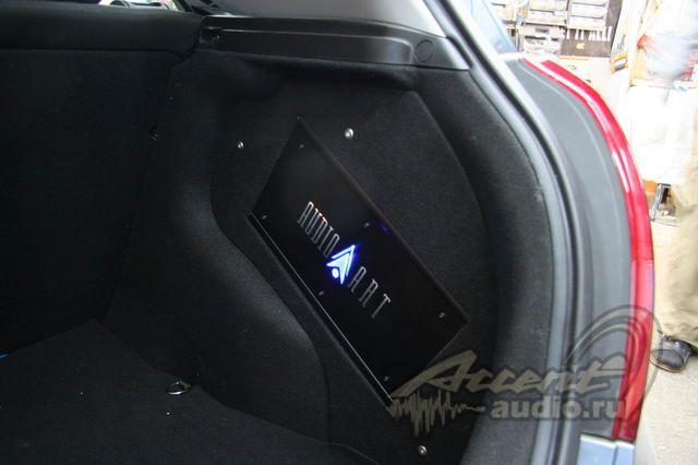 Аудиоинсталляция в Kia Ceed. Мультимедиа на JVC KW-AVX 900.