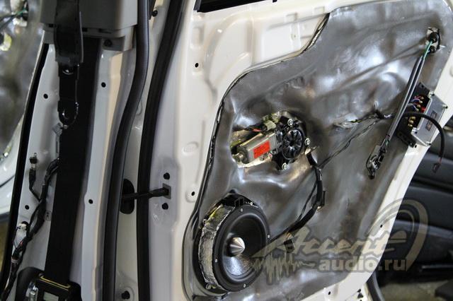 Hi-End в новом Kia Mohave: много звука в большой машине